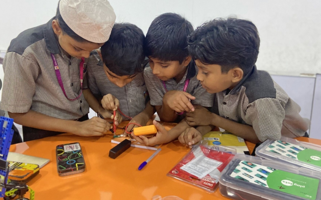 Students working in STEM lab
